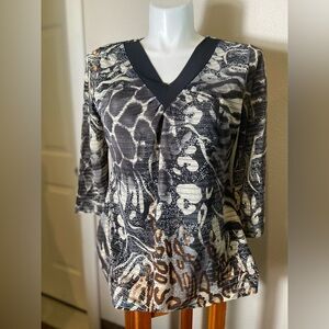 Susan Lawrence~Multiple Animal Prints~V-Neck~3/4 Semi-Sheer Sleeve~Lined~Size XL